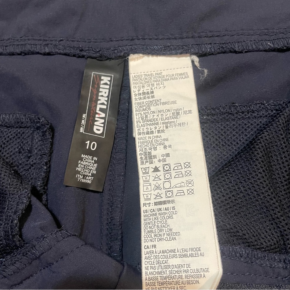 Kirkland Signature Travel Pants Size 10 Navy Blue Ankle Stretch Lightweight - Picture 11 of 11